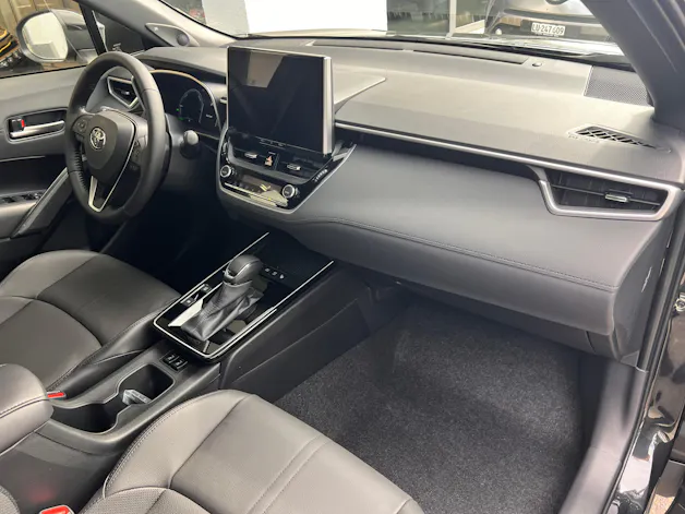 Toyota Corolla Cross 2.0 HSD Premium AWD-i