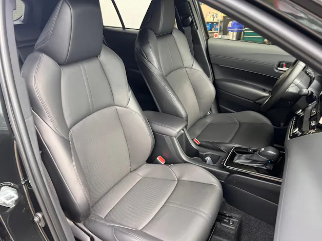 Toyota Corolla Cross 2.0 HSD Premium AWD-i