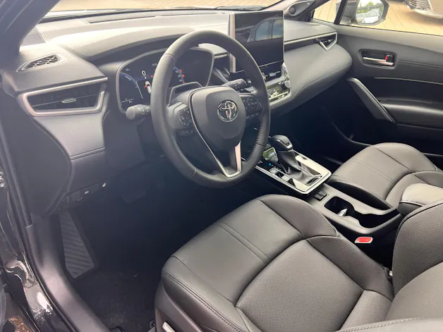 Toyota Corolla Cross 2.0 HSD Premium AWD-i