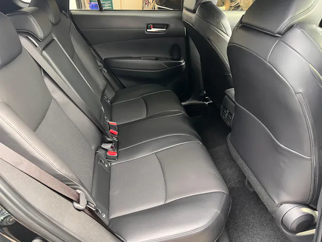 Toyota Corolla Cross 2.0 HSD Premium AWD-i