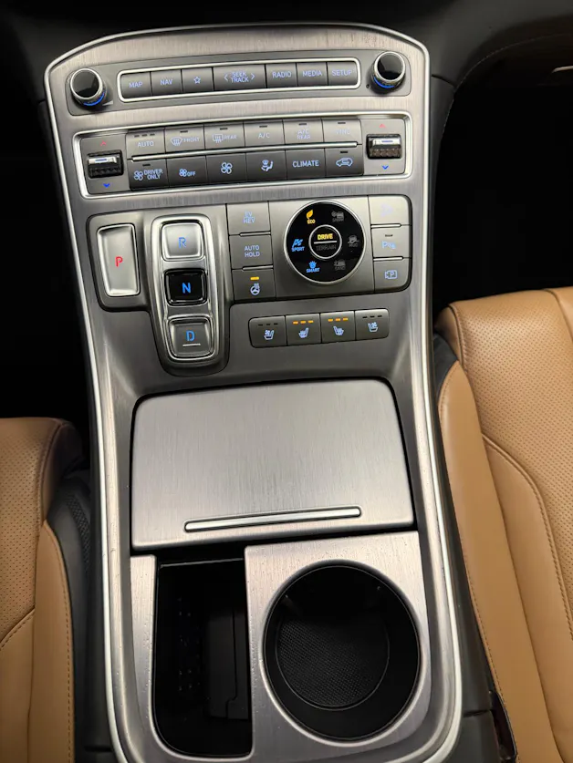 HYUNDAI Santa Fe 1.6 T-GDi PHEV Vertex