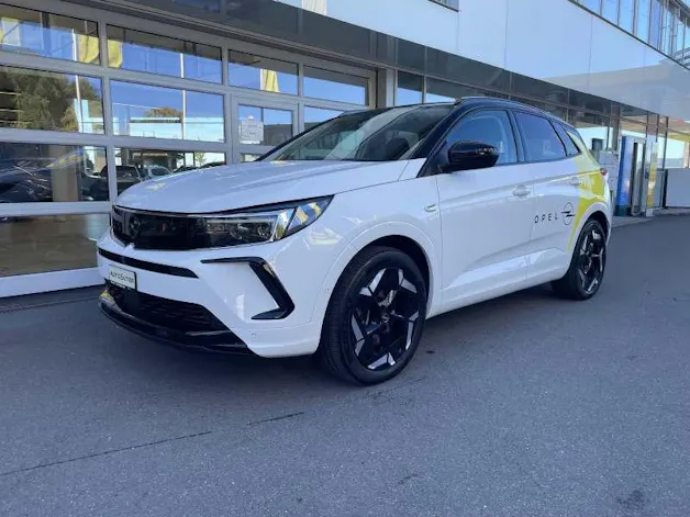 OPEL Grandland 1.6 T PHEV GSE