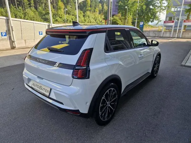 RENAULT R5 E-Tech Comfort Range techno