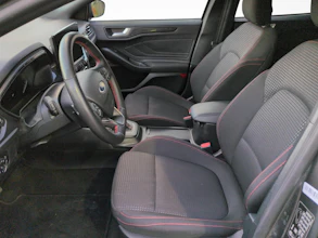 https://vehicle.imgix.net/4464501/05d01fd6-1c3f-45ff-908c-4551c0b632a7.jpg