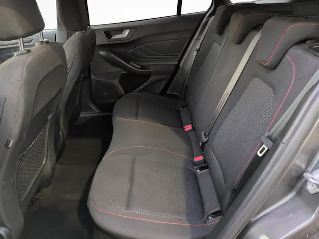FORD Focus Station Wagon 1.0i EcoB Hybrid 155 ST-Line