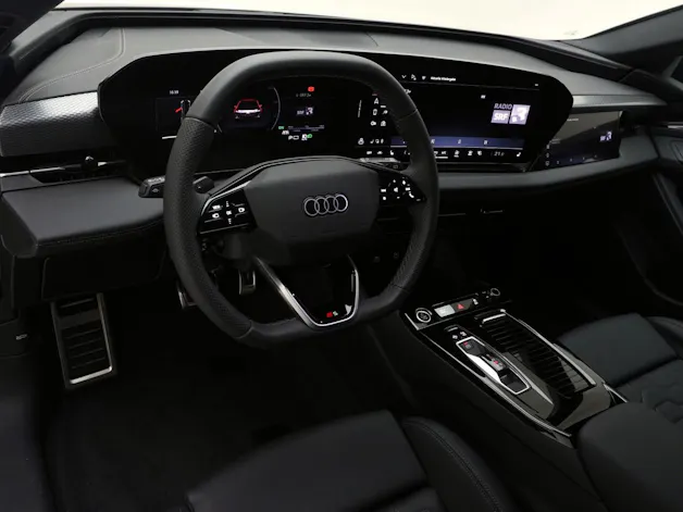 AUDI A6 e-tron Avant Performance S line
