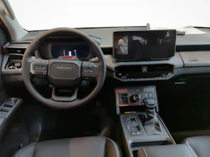 Fahrzeugbild TOYOTA Hilux Double Cab.-Pick-up 2.8 D-4D MHEV 204 Style