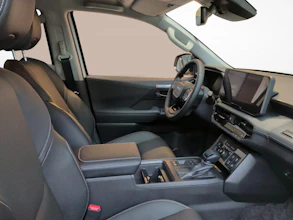 https://vehicle.imgix.net/4464911/d9814b37-5004-41ae-bd34-2ce54be71e78.jpg