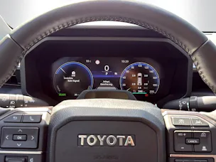 Toyota Hilux Double Cab.-Pick-up 59KWh Comfort