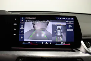BMW X1 U11 23i xDrive paddles