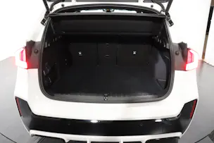 BMW X1 U11 23i xDrive paddles