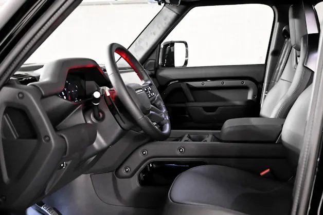 Land Rover Defender 110 4.4 V8 Octa Black