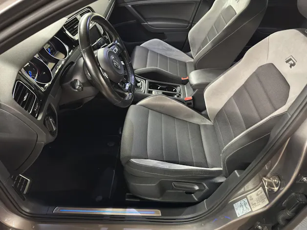 VW Golf VII 2.0 TSI R DSG 4motion