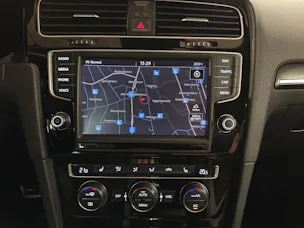 VW Golf VII 2.0 TSI R DSG 4motion