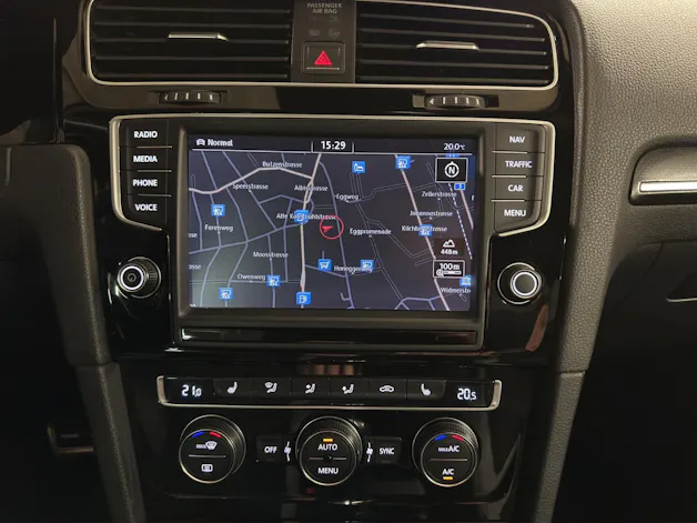 VW Golf VII 2.0 TSI R DSG 4motion