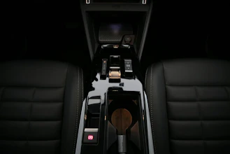 https://vehicle.imgix.net/4464970/77271ef1-cc97-44b9-beb5-f3b8fbc7151d.jpg