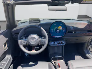 MINI Cabrio F67 2.0i John Cooper Works
