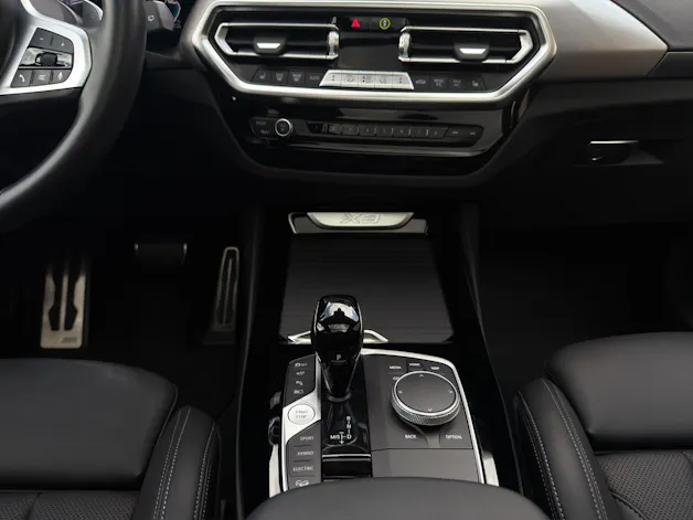 BMW X3 30e xDrive SAG