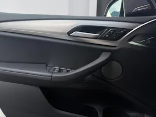 BMW X3 30e xDrive SAG