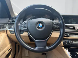 BMW 550i xDrive SAG