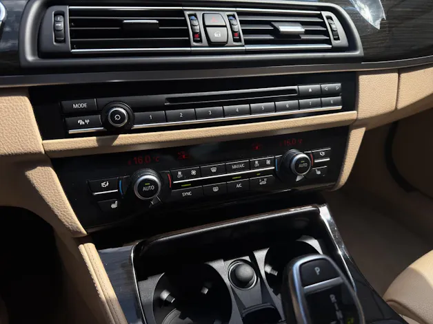 BMW 550i xDrive SAG