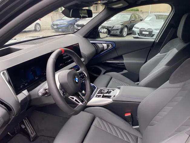 BMW X3 M50i