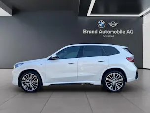 BMW X1 23i xDrive paddles