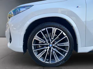 BMW X1 23i xDrive paddles