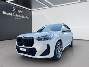 BMW X1 23i xDrive paddles