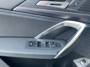 BMW X1 23i xDrive paddles