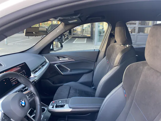 BMW X1 23i xDrive paddles