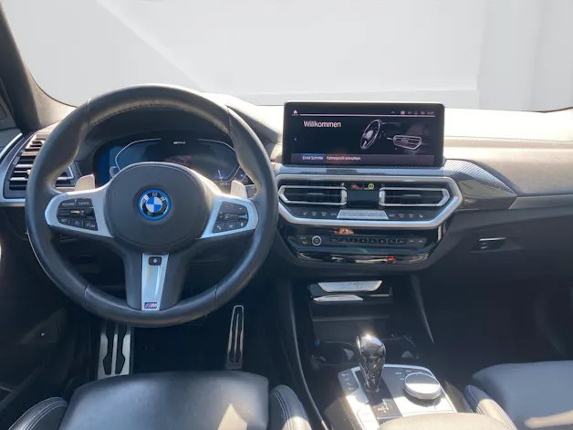 BMW X3 30e xDrive SAG