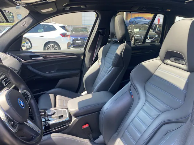 BMW X3 30e xDrive SAG