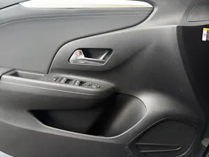 OPEL Corsa 1.2 T Hybrid Viva
