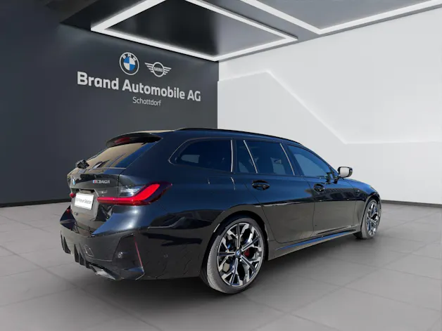BMW M340i xDrive Touring