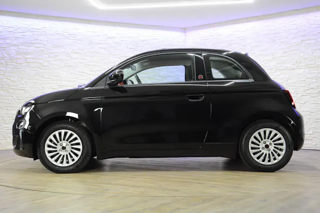 FIAT 500 Red Komfortpaket