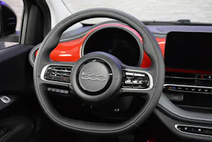 FIAT 500 Red Komfortpaket