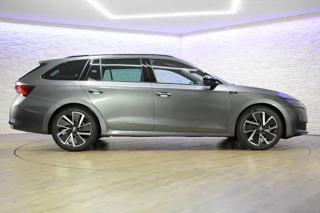 SKODA Octavia Combi 1.5 TSI SportLine DSG