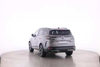 https://vehicle.imgix.net/4465028/46906953-efcb-4889-92fd-8713bfd6781c.jpg
