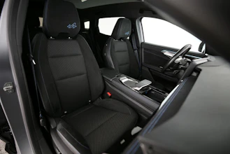 https://vehicle.imgix.net/4465028/51e61aea-79bb-4a39-b194-d34c973f8d89.jpg