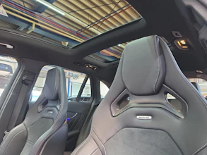https://vehicle.imgix.net/4465061/bf174dff-d336-4e85-810e-69cf5c70937c.jpg