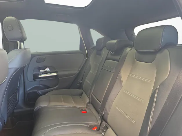 MERCEDES-BENZ B 220 4MATIC AMG Line