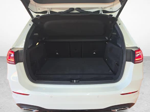 https://vehicle.imgix.net/4465064/6f670de1-b508-45f1-9e4b-956e150ec648.jpg