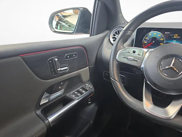 MERCEDES-BENZ B 220 4MATIC AMG Line