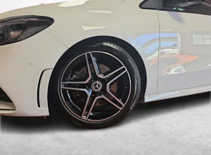 MERCEDES-BENZ B 220 4MATIC AMG Line