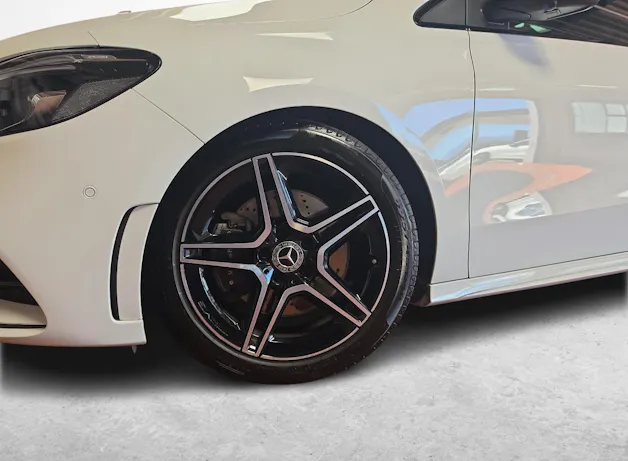 MERCEDES-BENZ B 220 4MATIC AMG Line