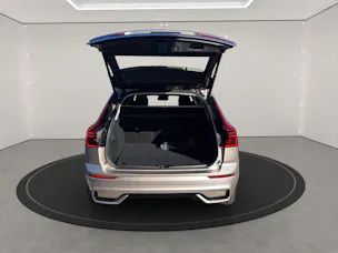 VOLVO XC60 2.0 T8 TE Ultra Dark eAWD