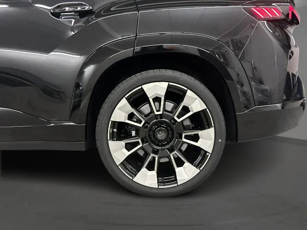 BMW XM Label Plug-in Hybrid