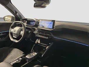 PEUGEOT 2008 1.2 Hybrid 145 GT Exclusive