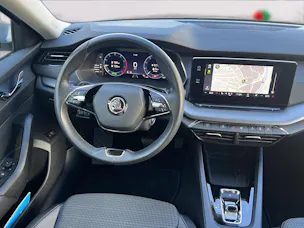 SKODA Octavia Combi 1.5 TSI G-TEC Ambition DSG